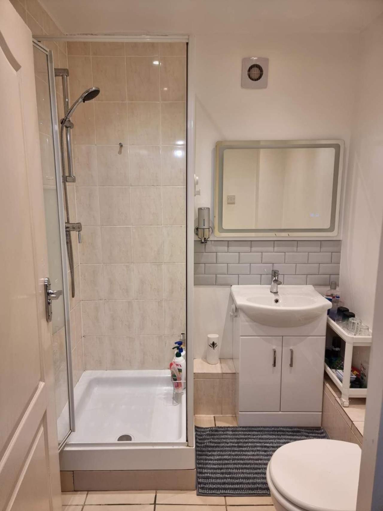 Bethnal Green/Brick Lane 2 Bedroom Apartment ลอนดอน ภายนอก รูปภาพ