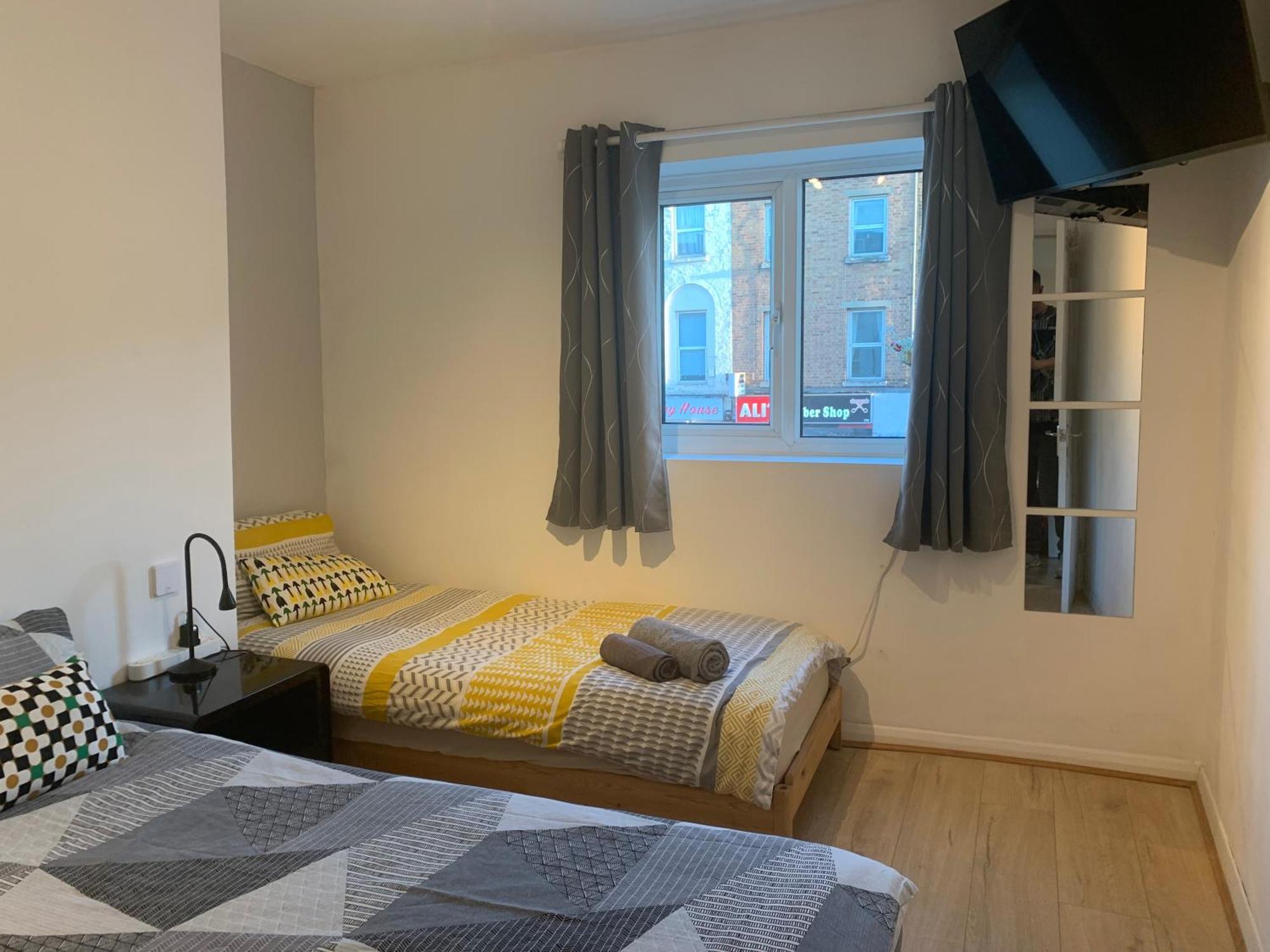 Bethnal Green/Brick Lane 2 Bedroom Apartment ลอนดอน ภายนอก รูปภาพ